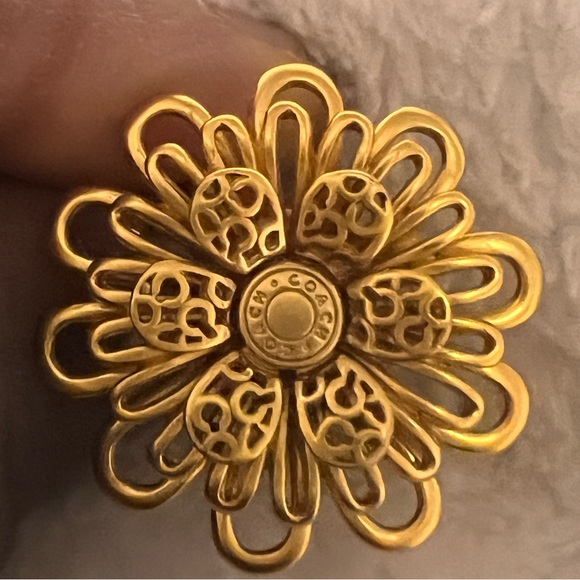 Coach ring - Picture 1 of 4